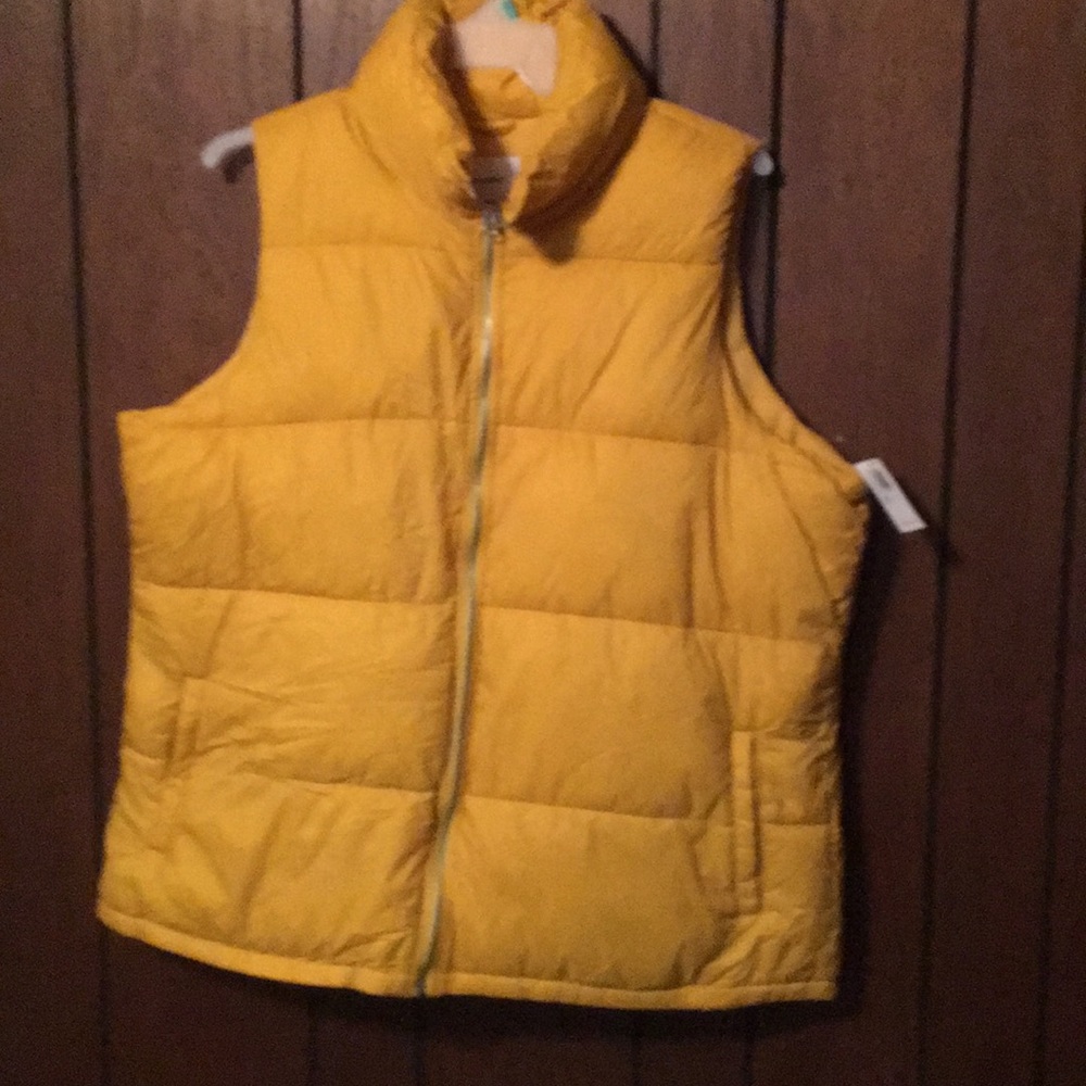 Old Navy Puffer Vest XXL Tall
